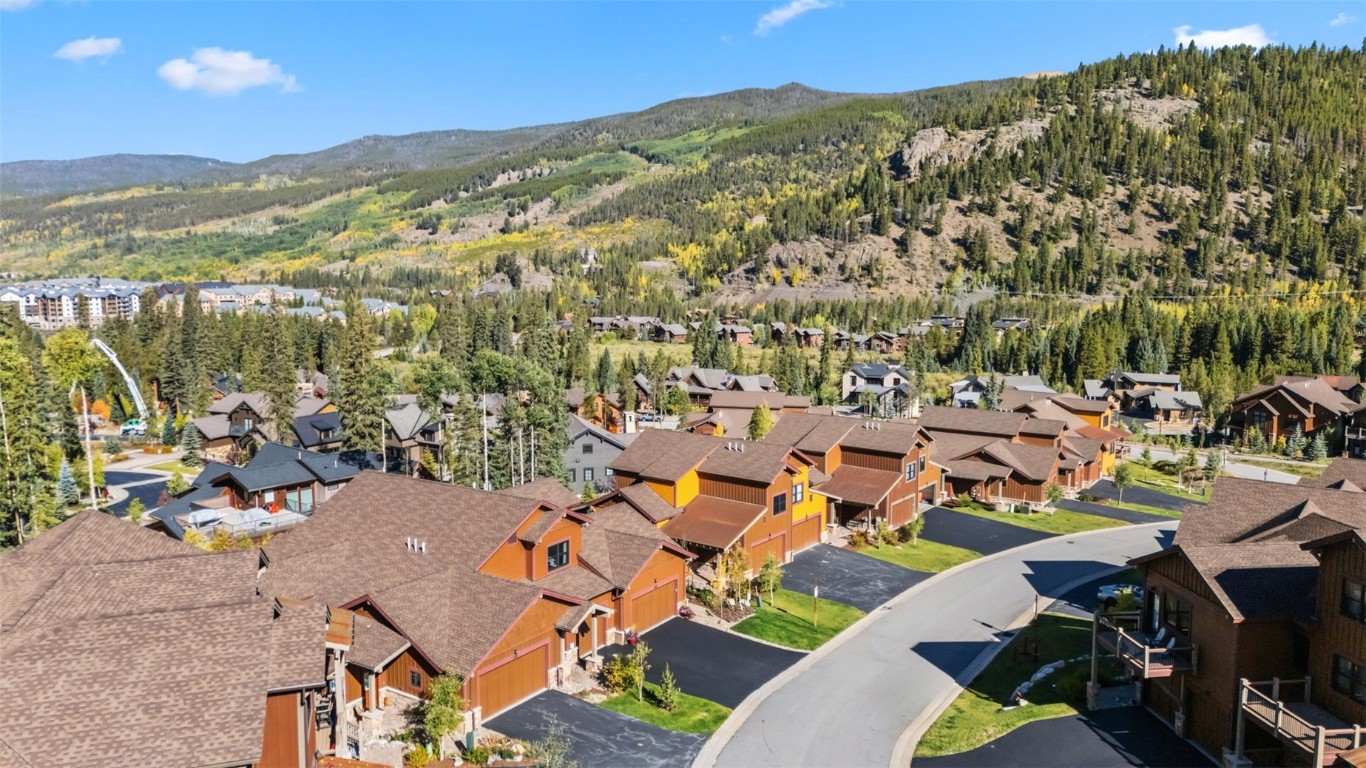 736 INDEPENDENCE ROAD