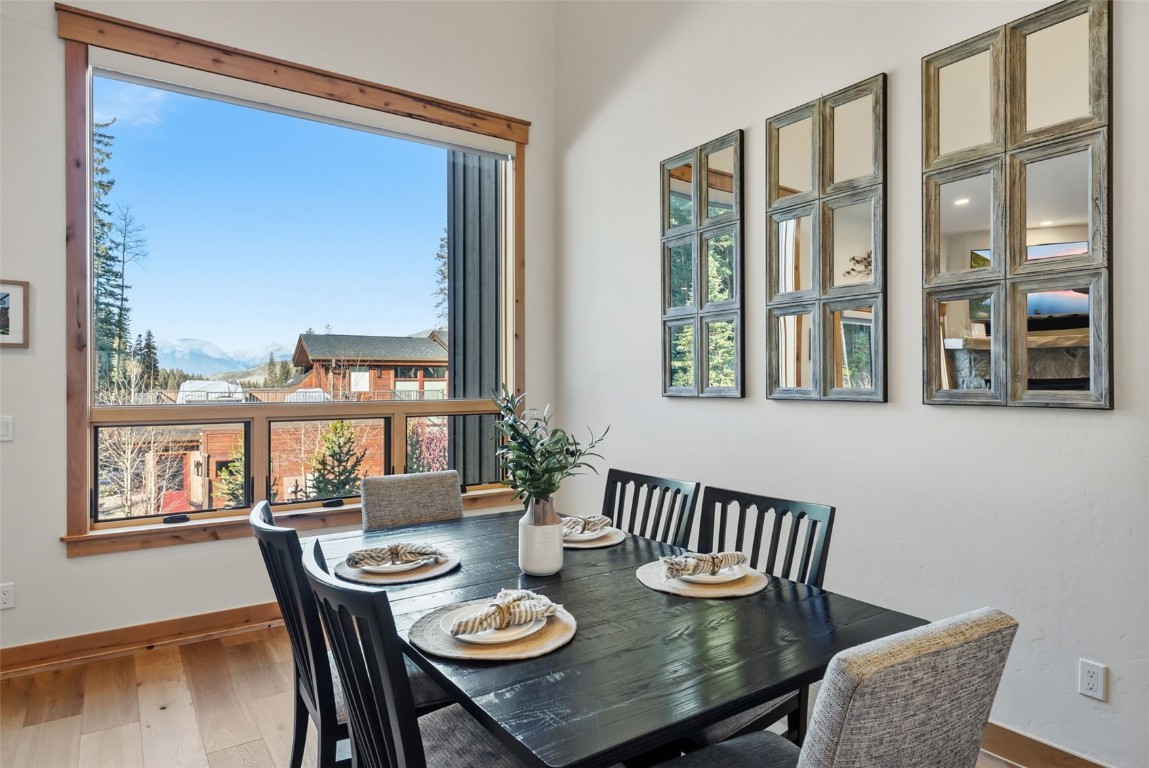 736 INDEPENDENCE ROAD