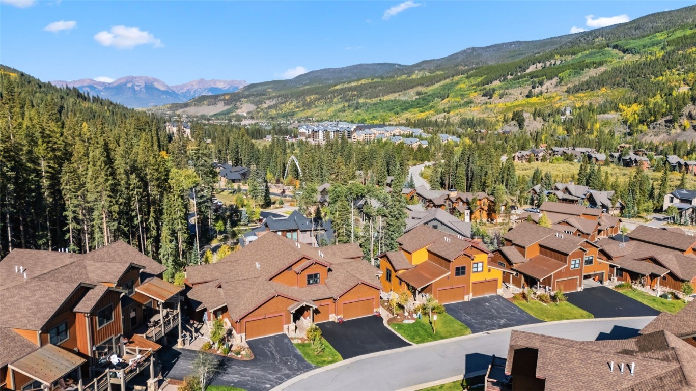 736 INDEPENDENCE ROAD