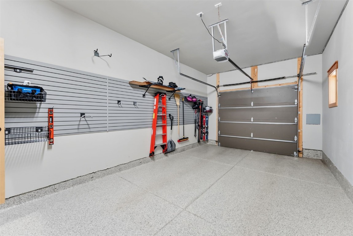 736 INDEPENDENCE ROAD