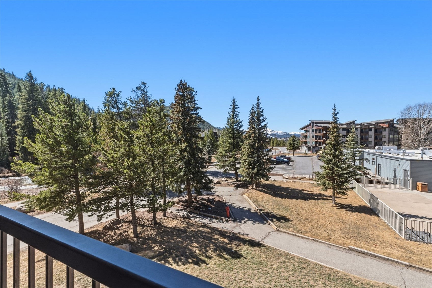 165 ARGENTINE COURT 1405