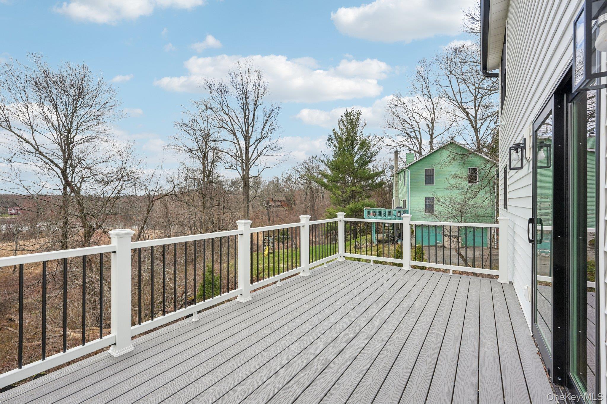 36 Hill And Dale Road