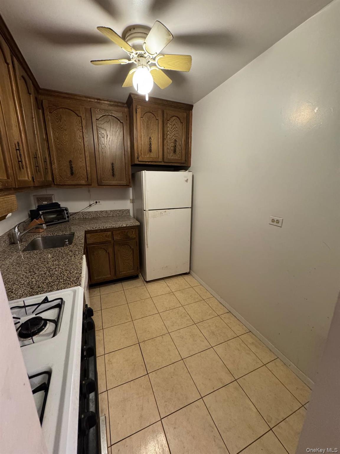 50 Barker Street Unit: 332