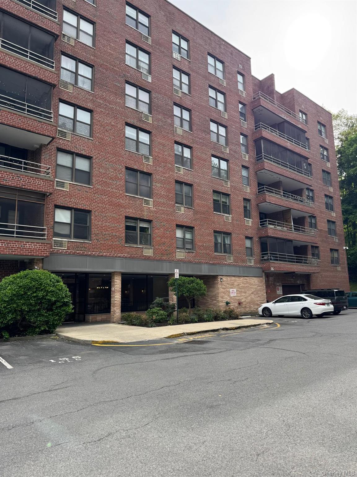 50 Barker Street Unit: 332