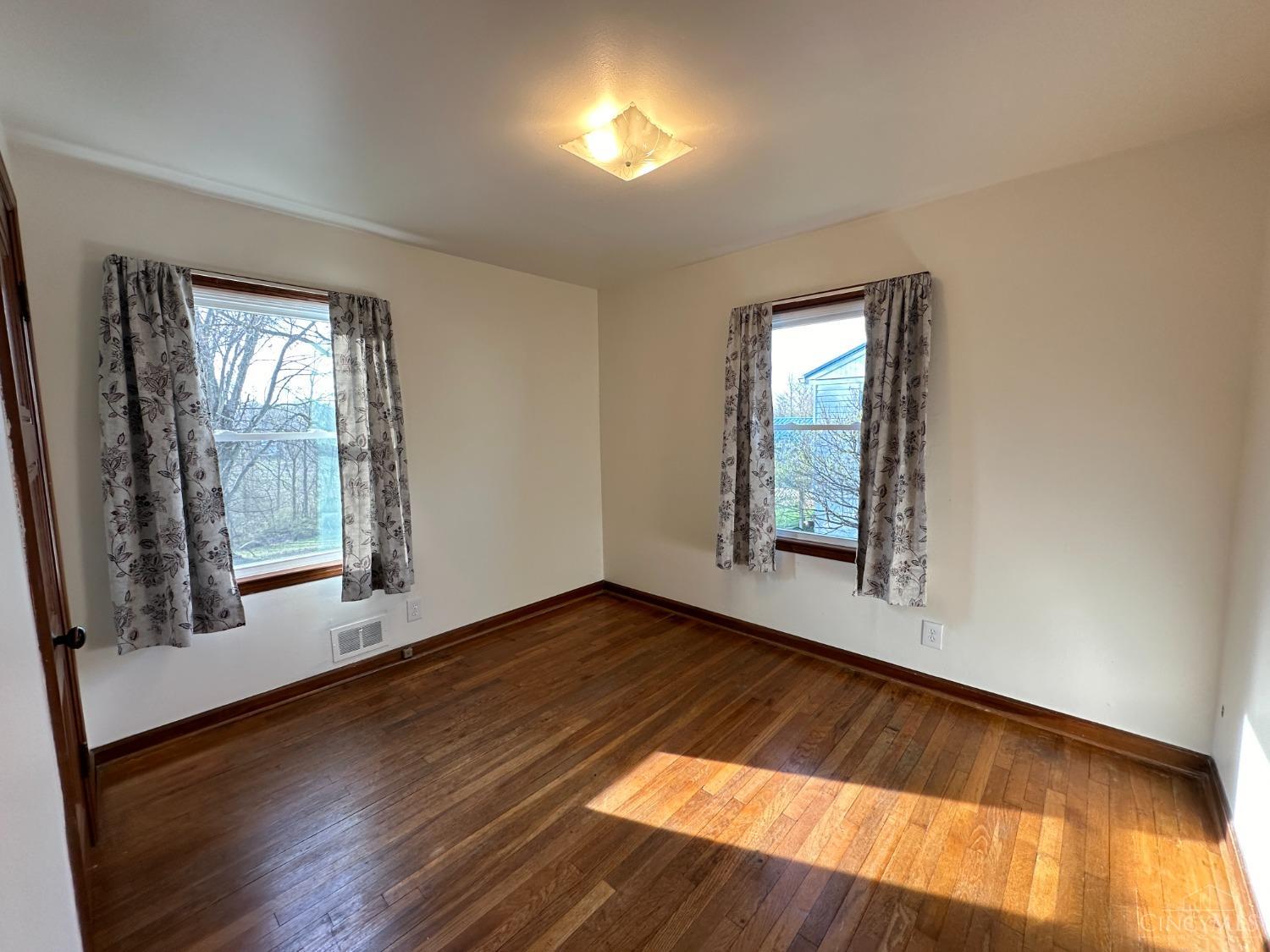 16 Highland Drive