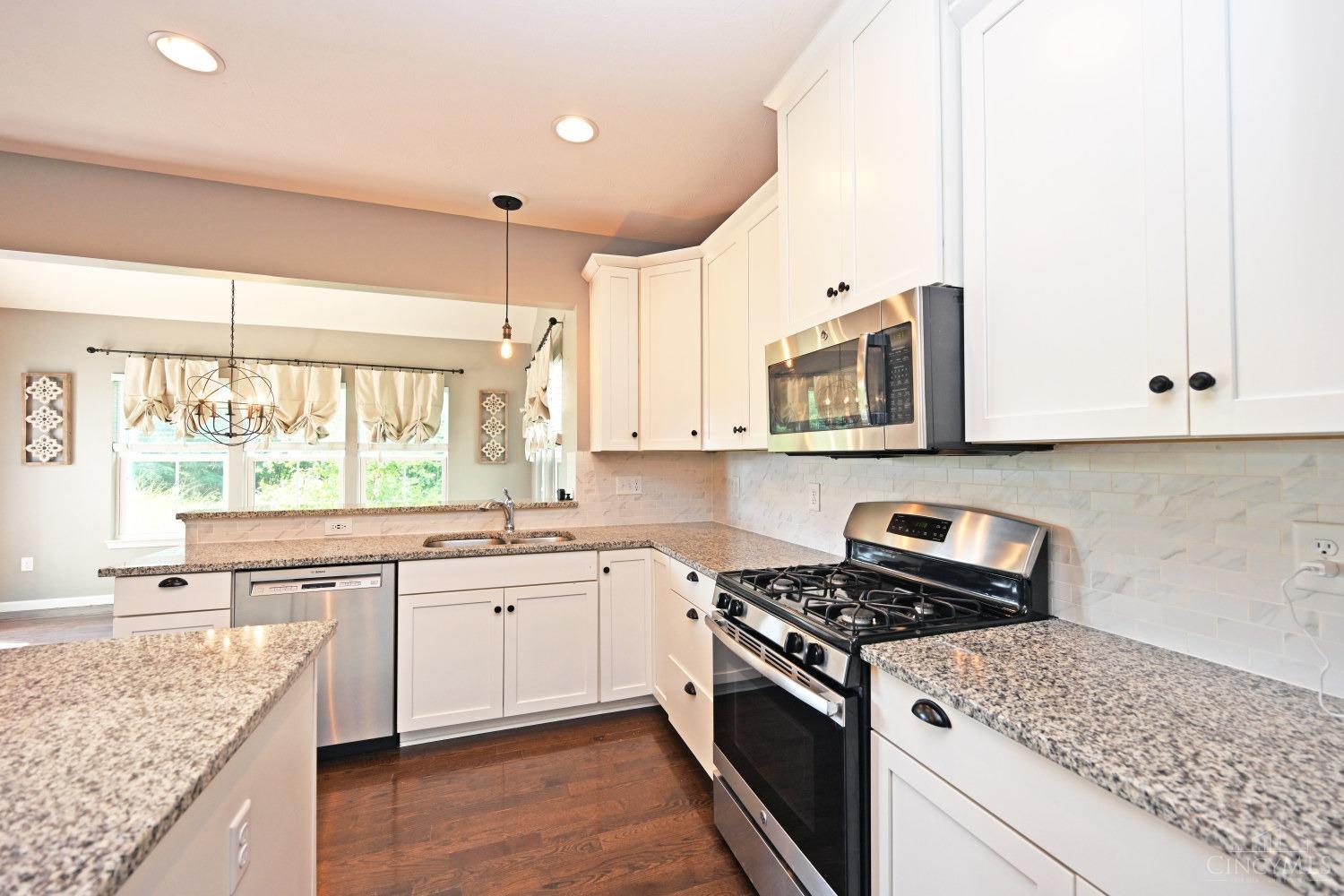 1383 Alexas Way