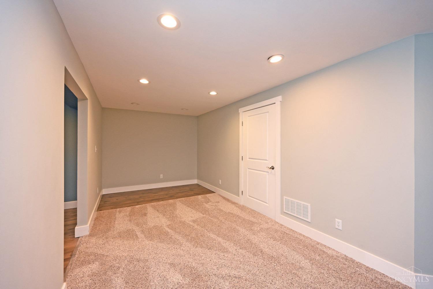 1383 Alexas Way