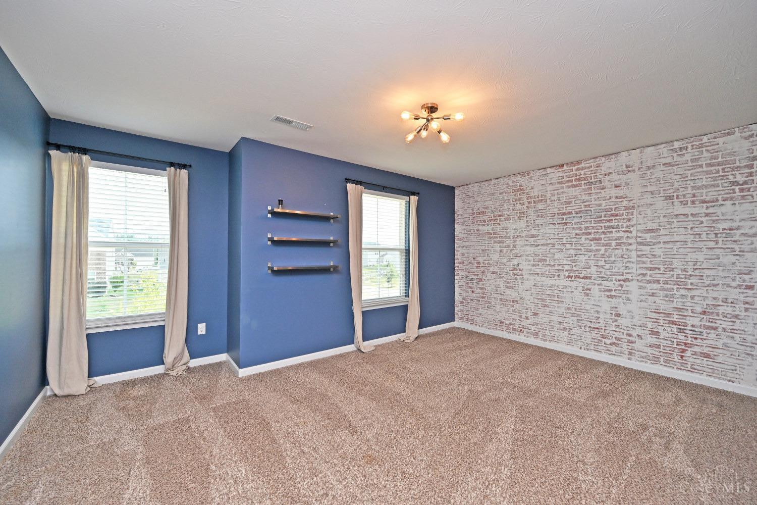 1383 Alexas Way