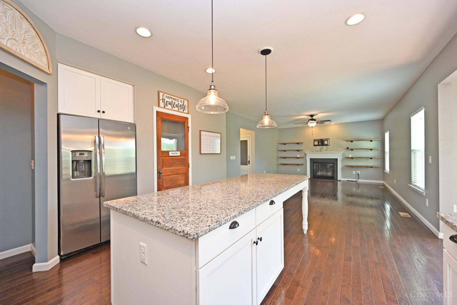 1383 Alexas Way
