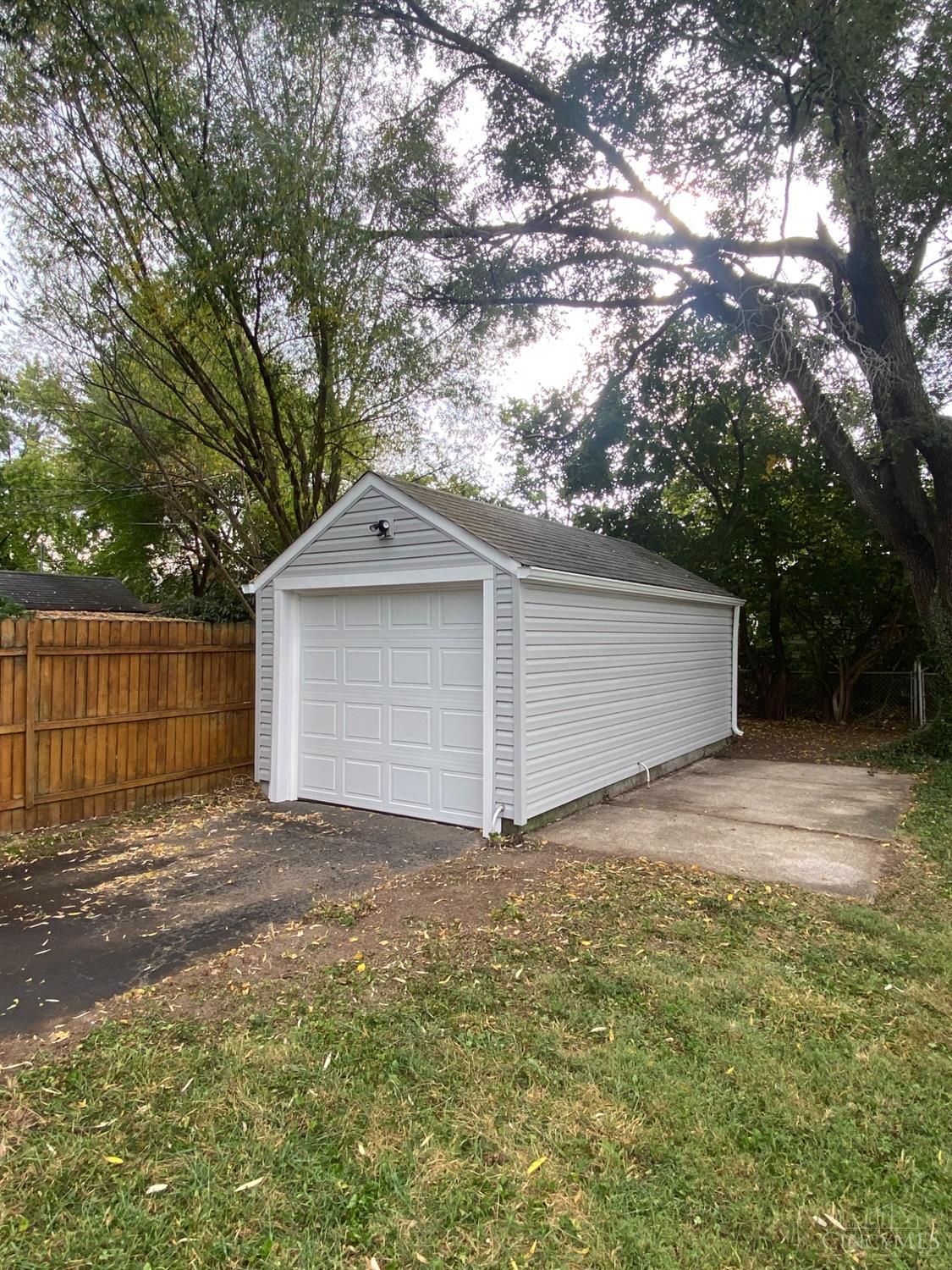 1004 Jackson Street