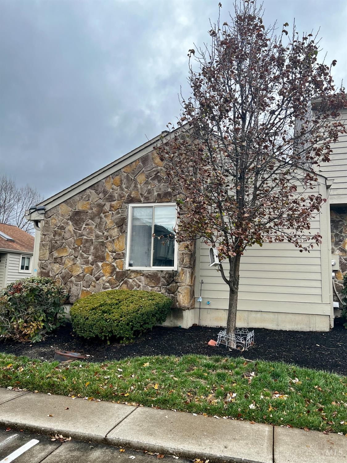 5066 Columbia Circle