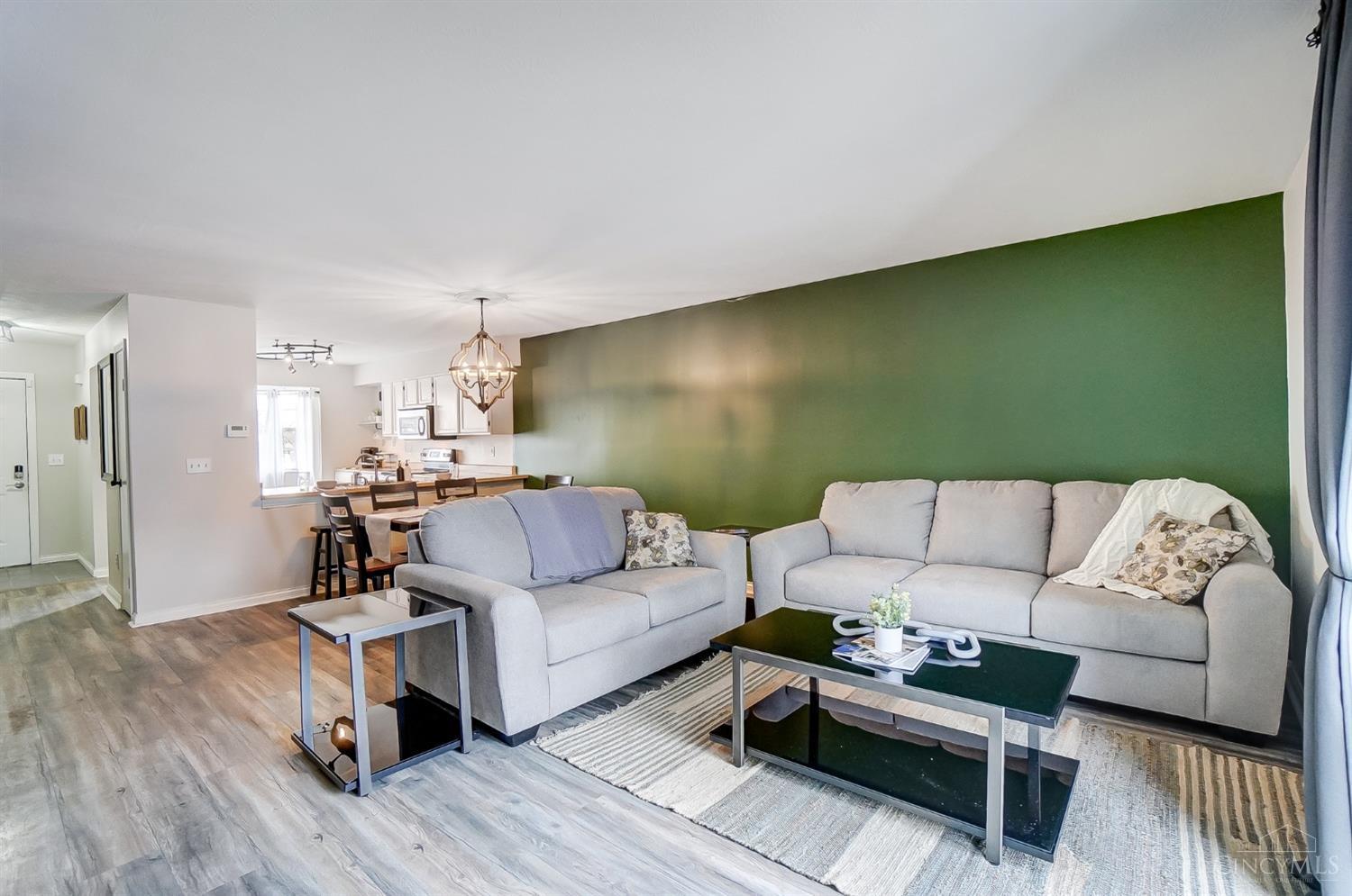 1600 Gelhot Drive 202