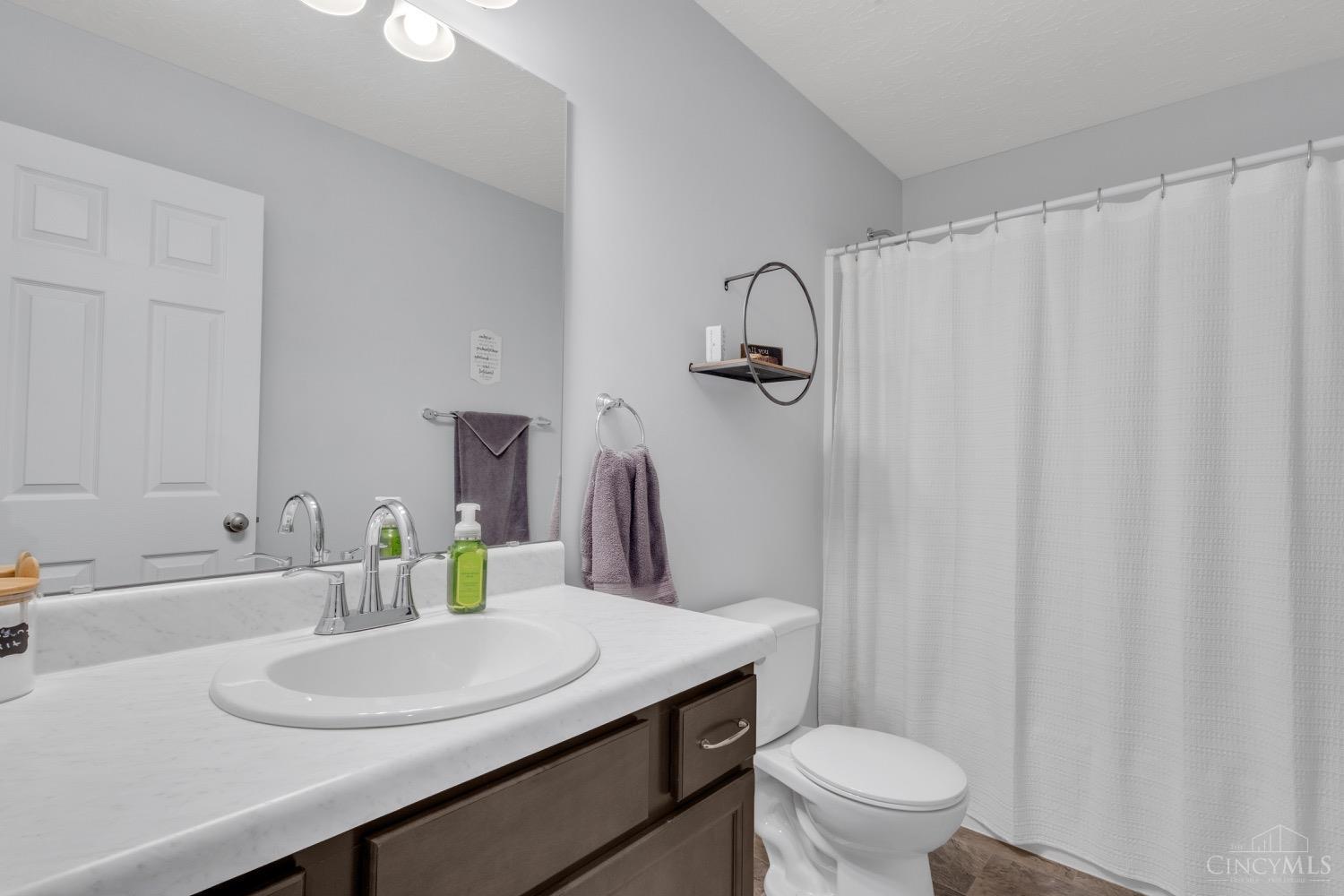 1605 Ashbury Court