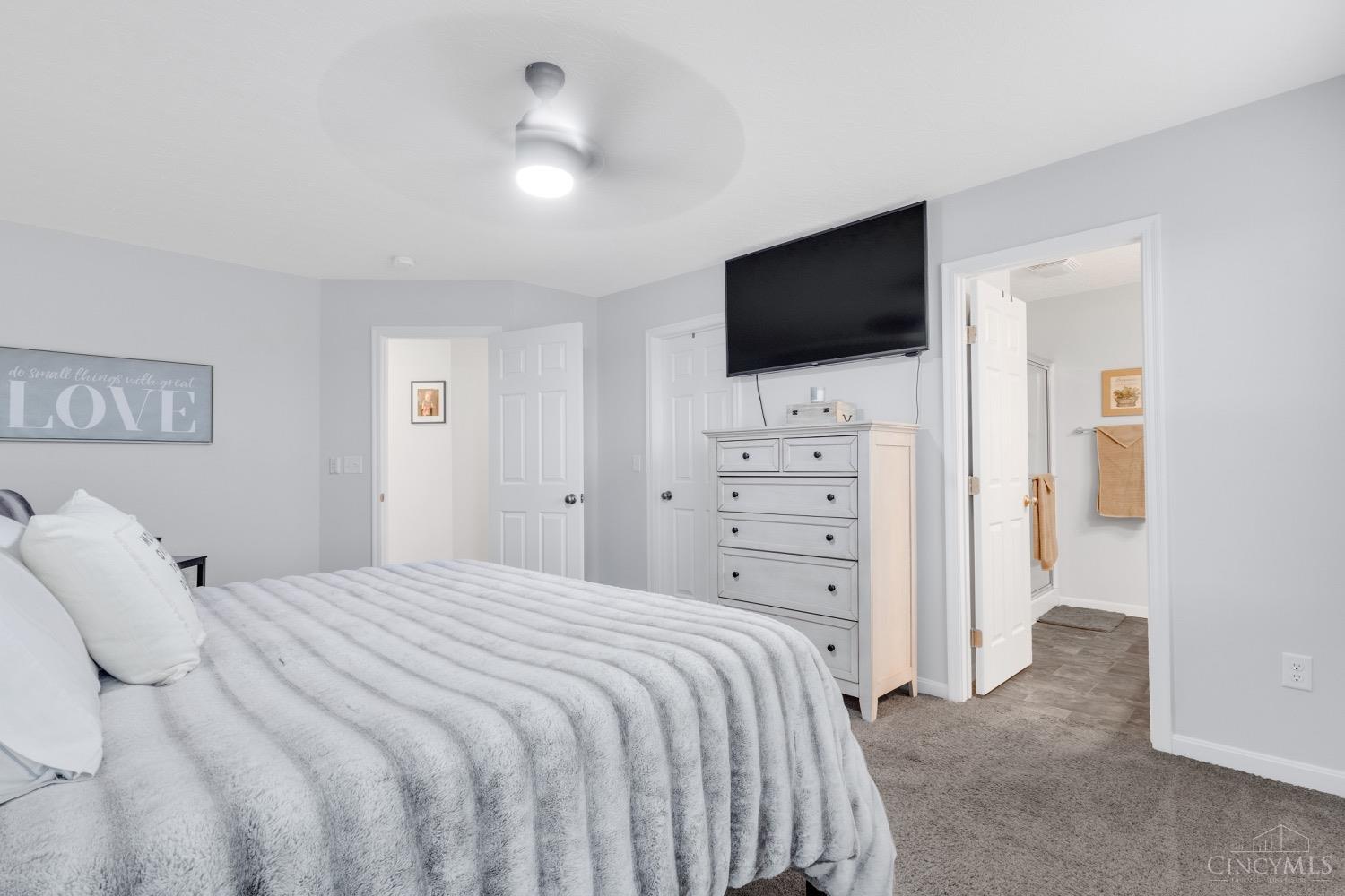 1605 Ashbury Court
