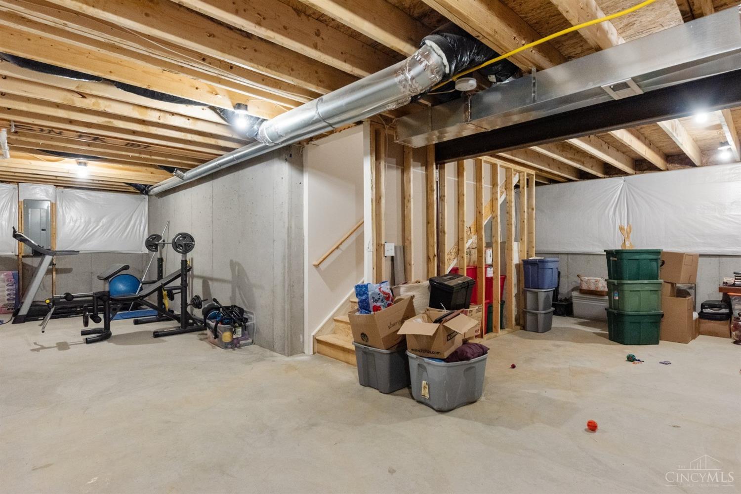 33 Cedarwood Drive