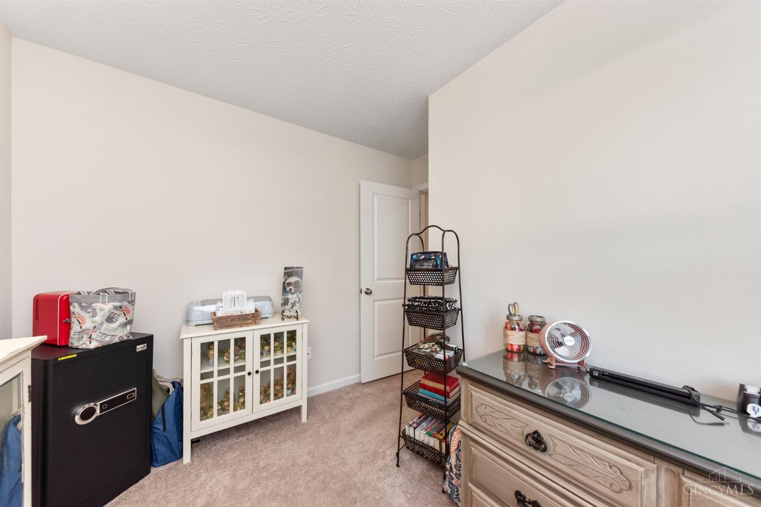 33 Cedarwood Drive