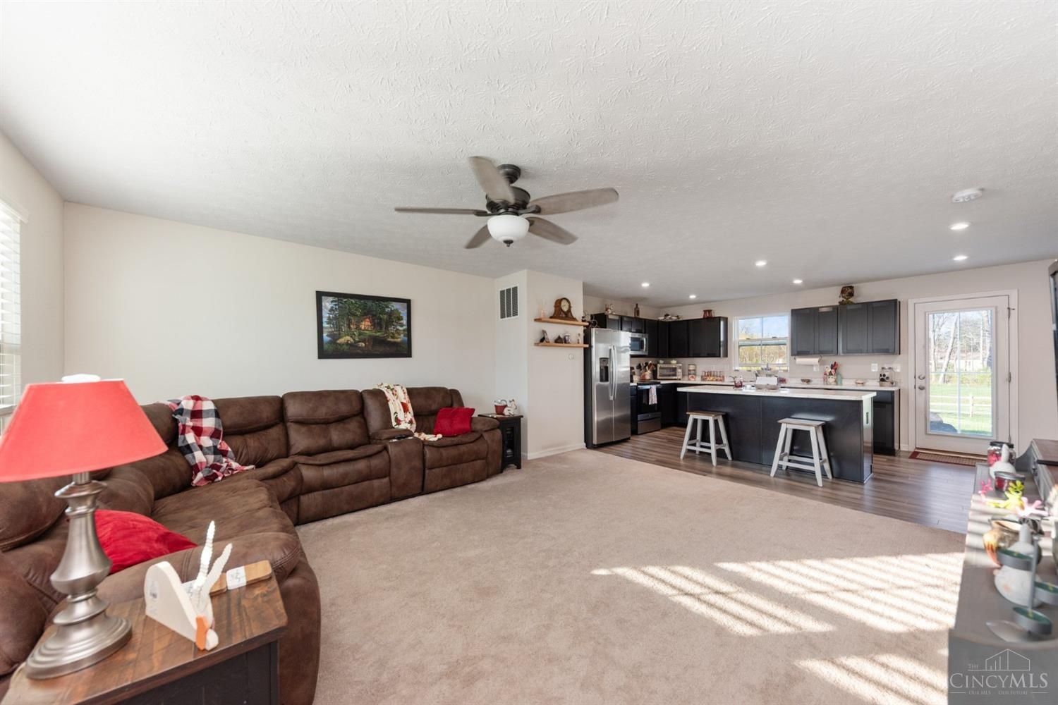 33 Cedarwood Drive