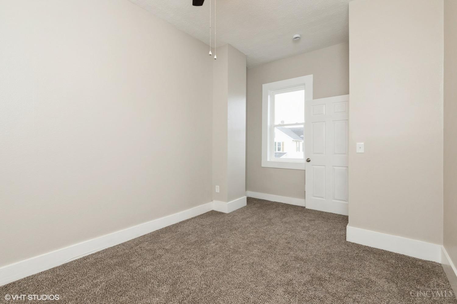 120 W Somers Street