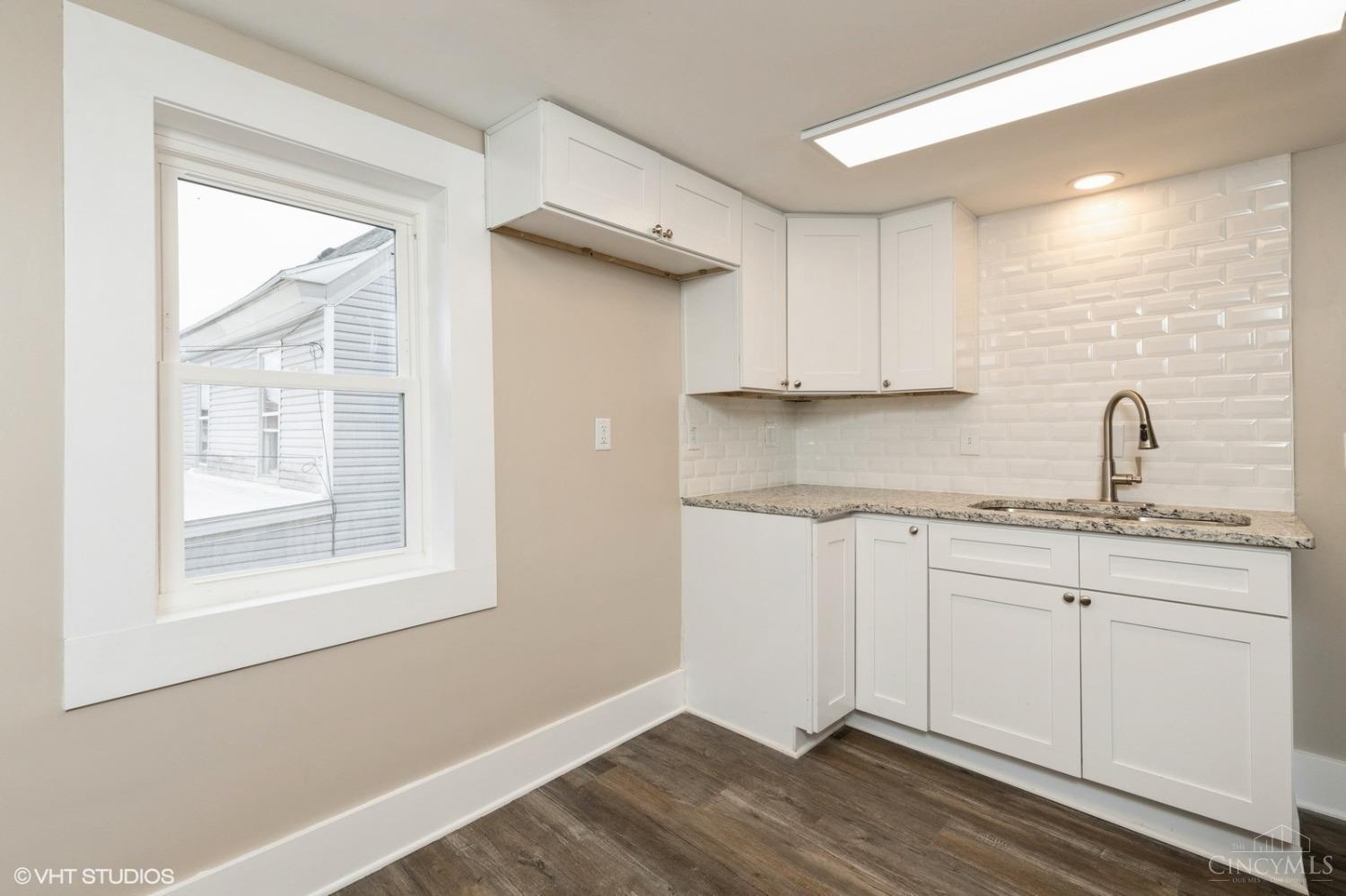 120 W Somers Street