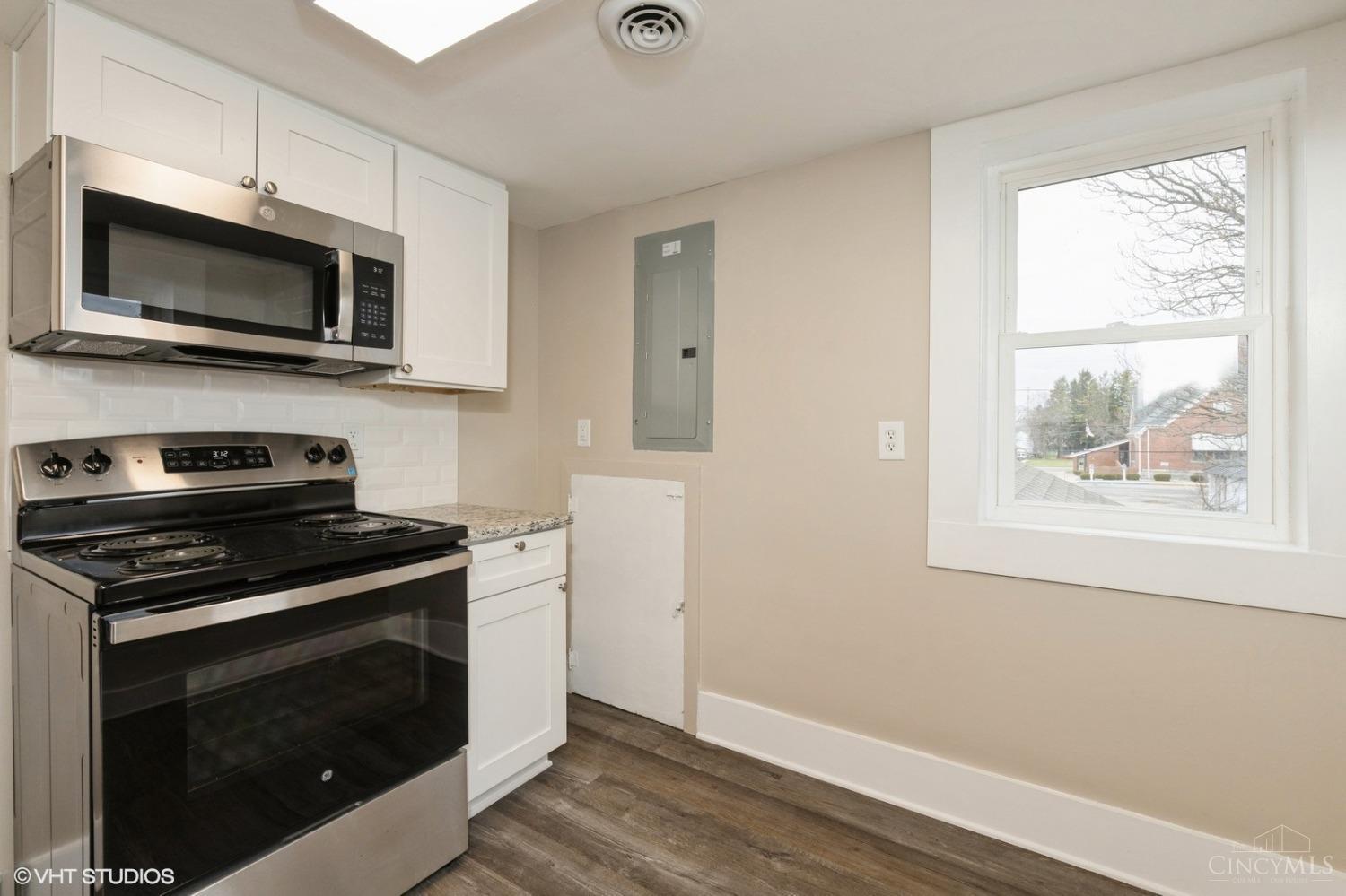 120 W Somers Street
