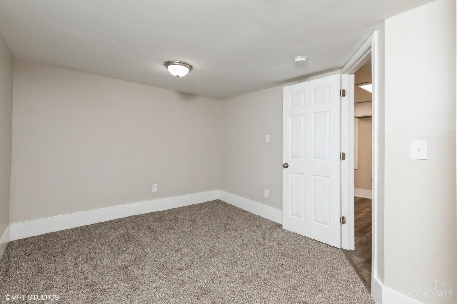 120 W Somers Street