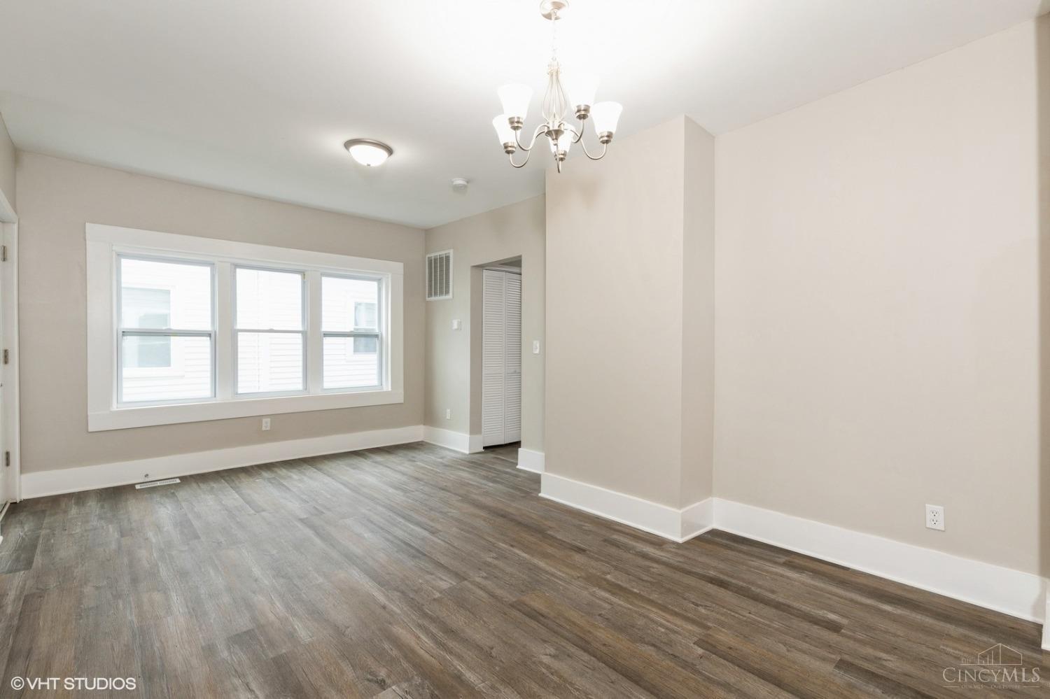 120 W Somers Street