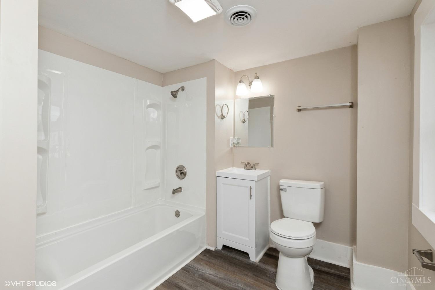 120 W Somers Street