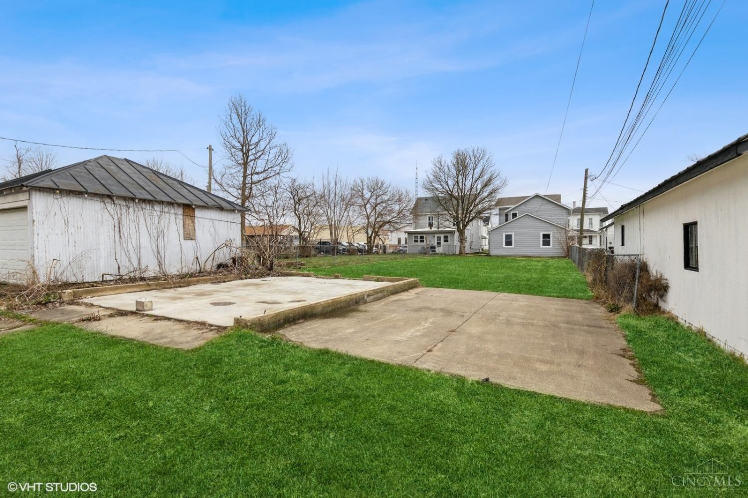 120 W Somers Street