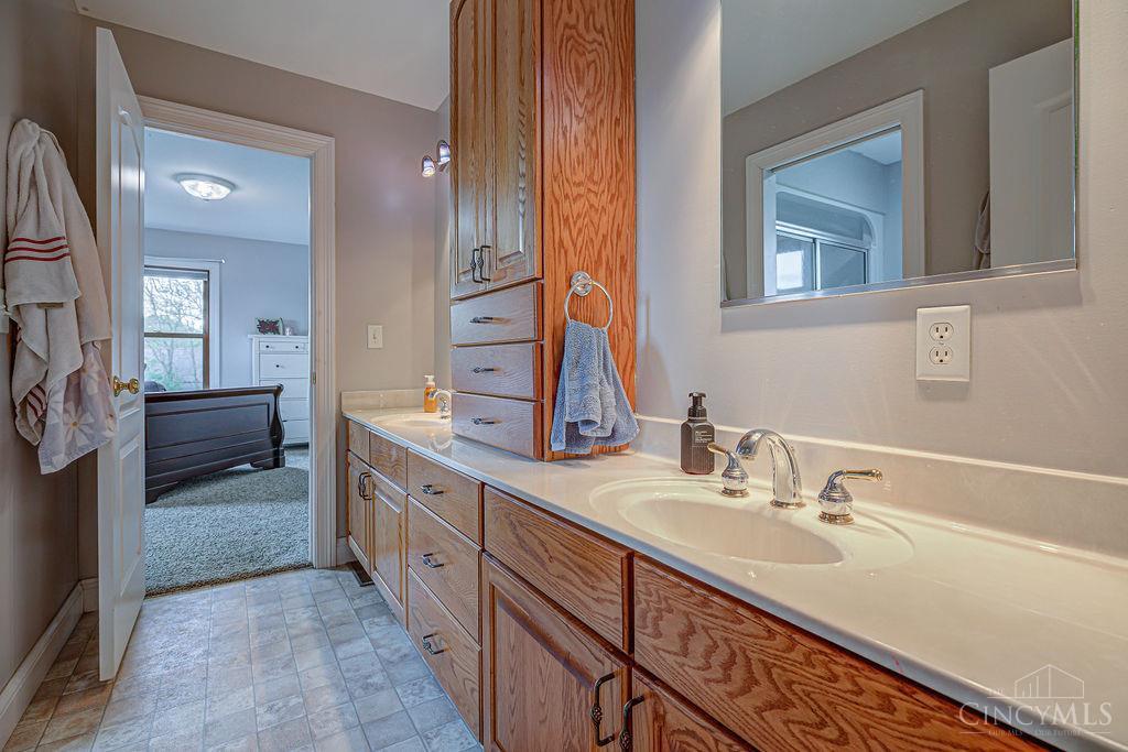 3025 Hamilton Scipio Road