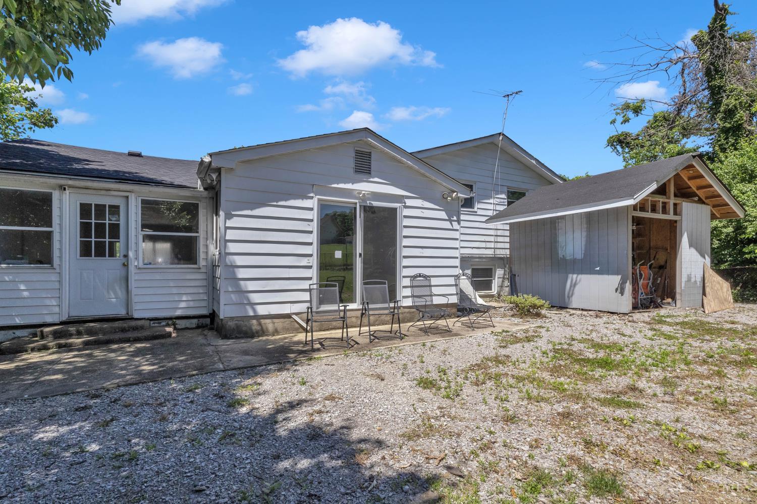861 Fairborn Road