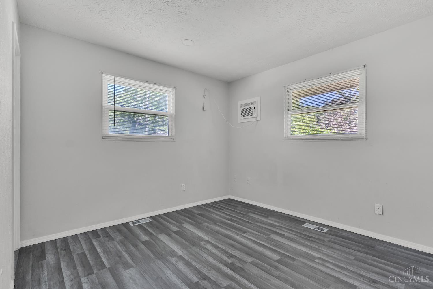 861 Fairborn Road