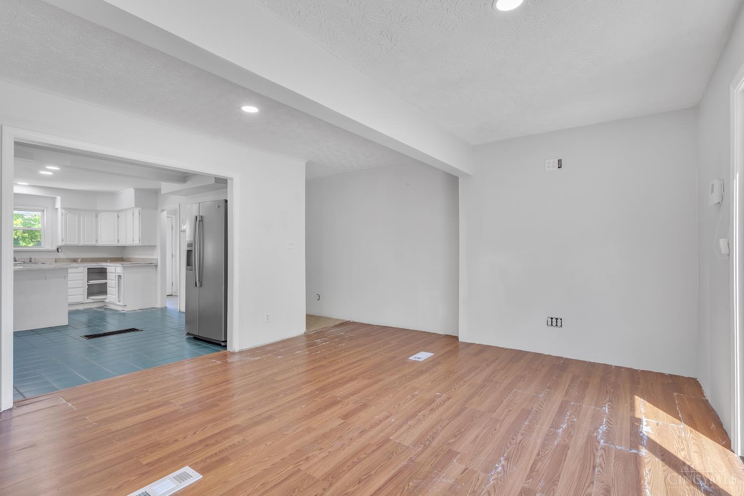 861 Fairborn Road