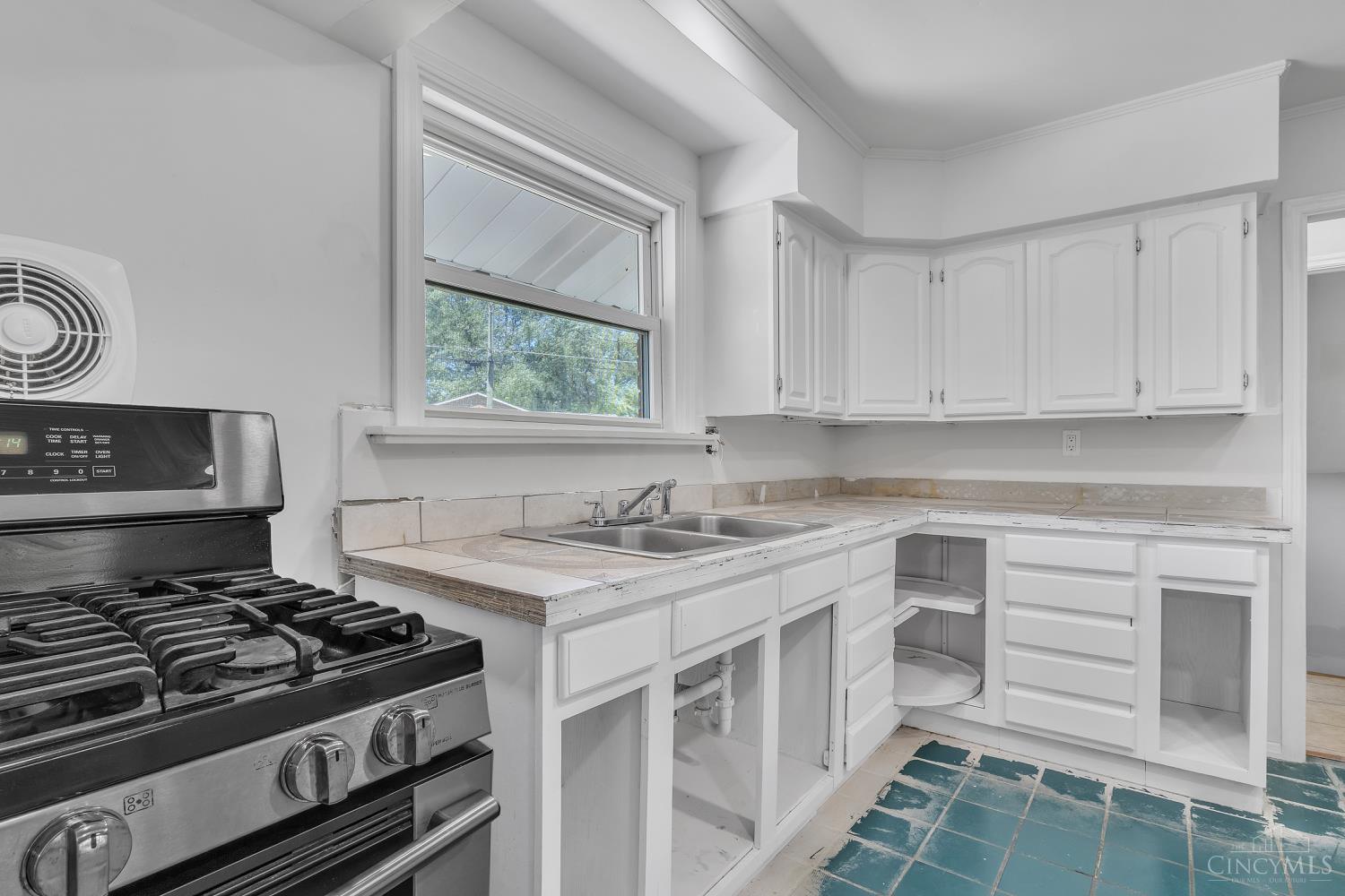 861 Fairborn Road