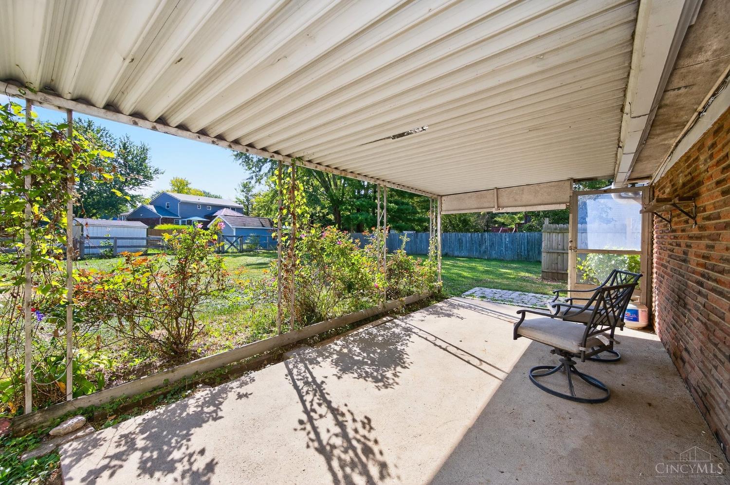 8430 Meadowlark Court