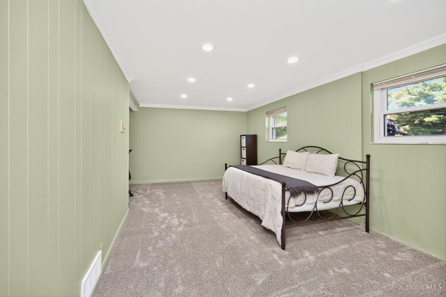 8430 Meadowlark Court