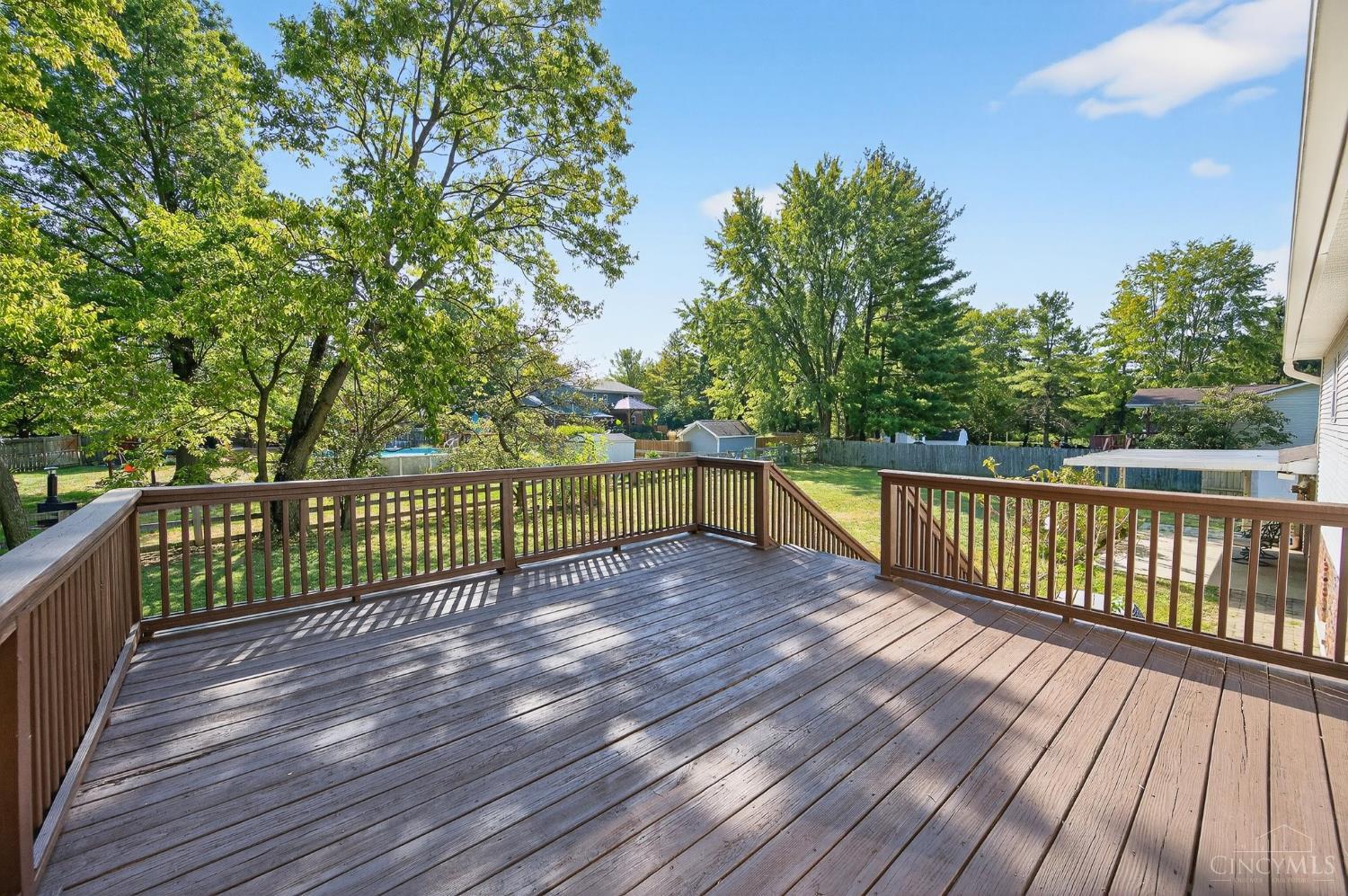 8430 Meadowlark Court