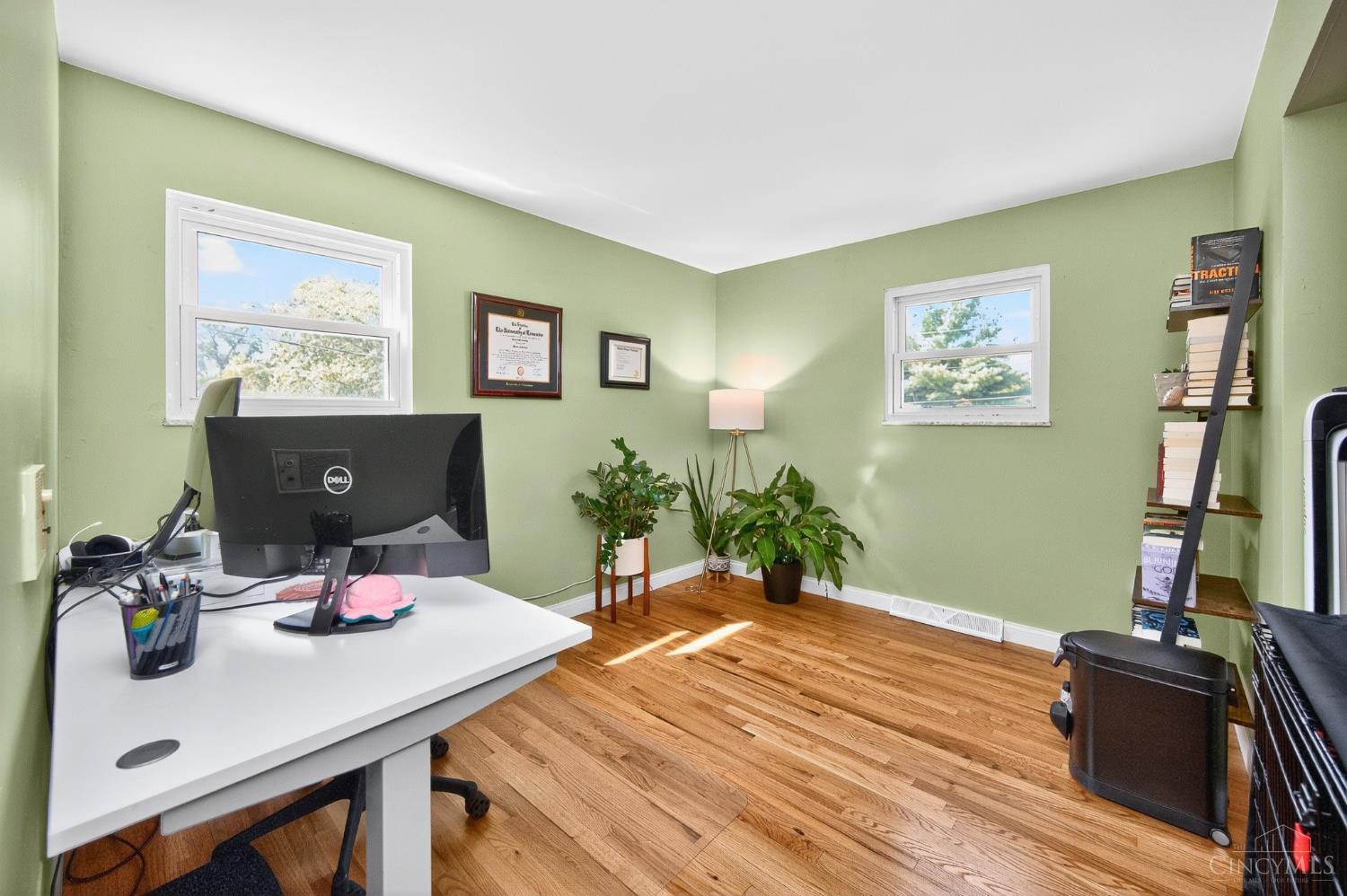 8430 Meadowlark Court