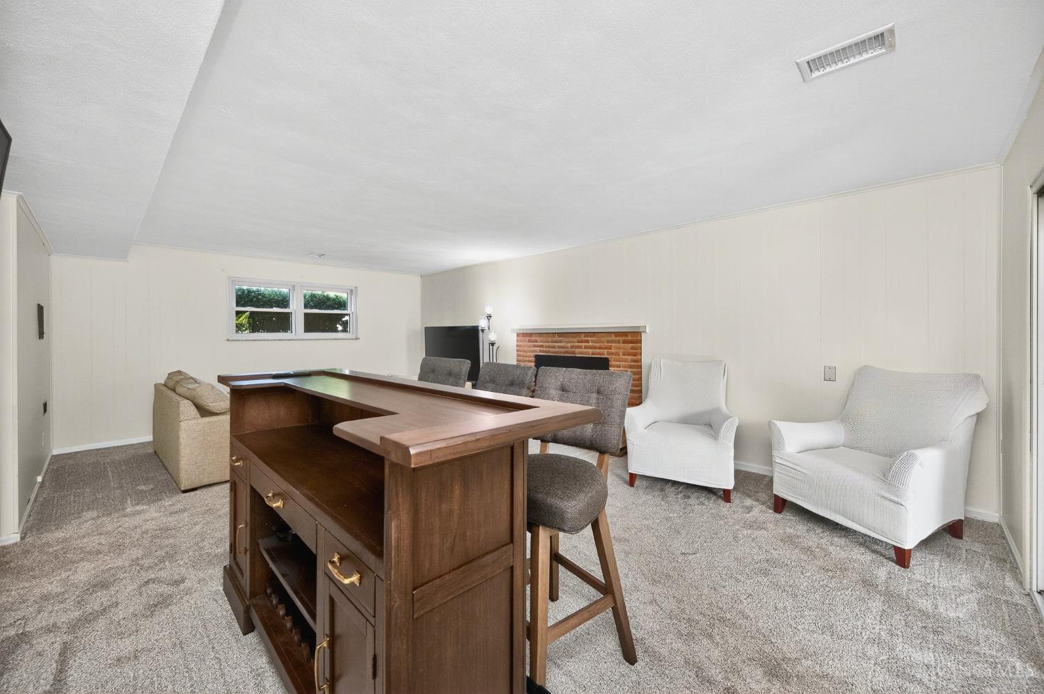 8430 Meadowlark Court