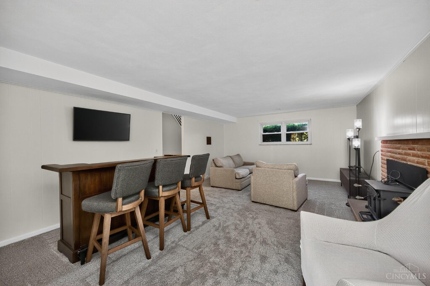 8430 Meadowlark Court