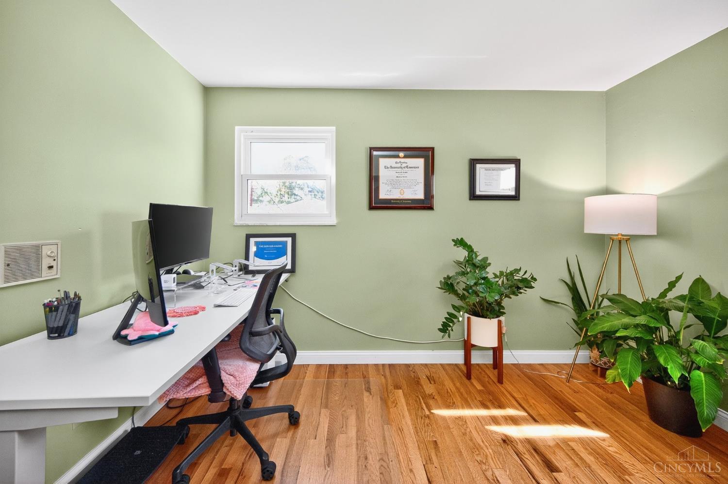 8430 Meadowlark Court