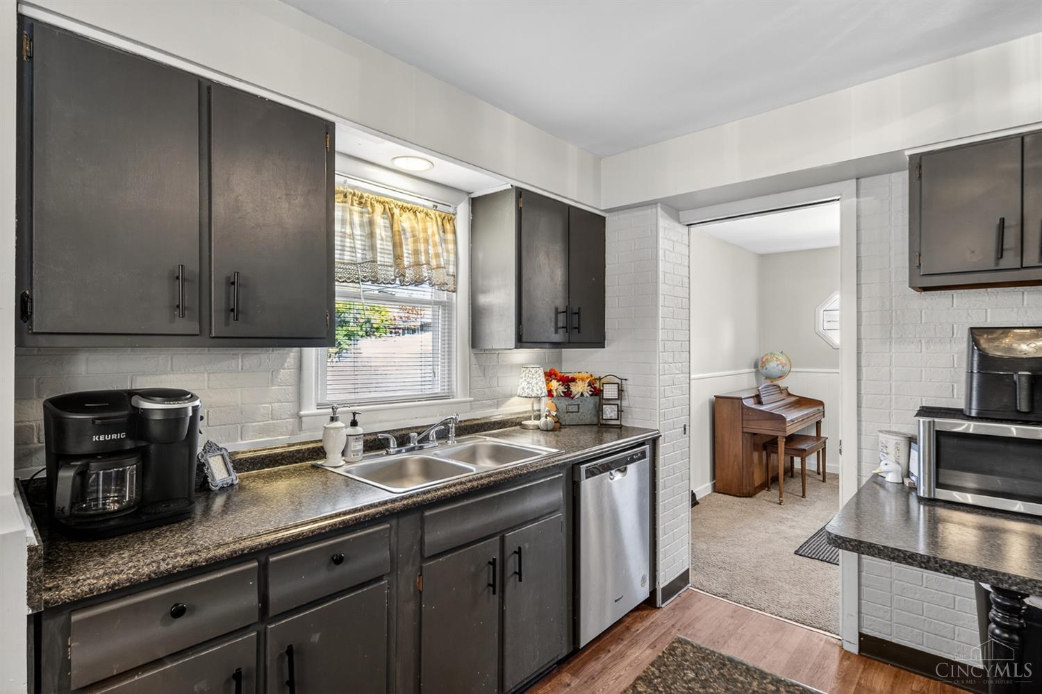 1101 Cleveland Avenue