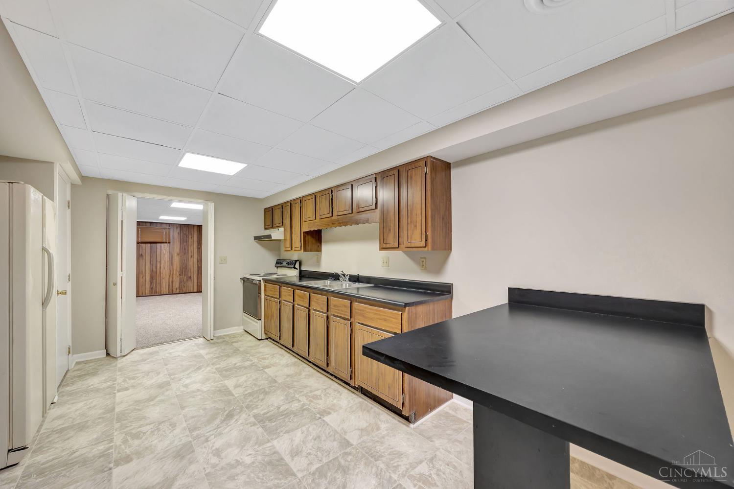 4510 Stratford Drive