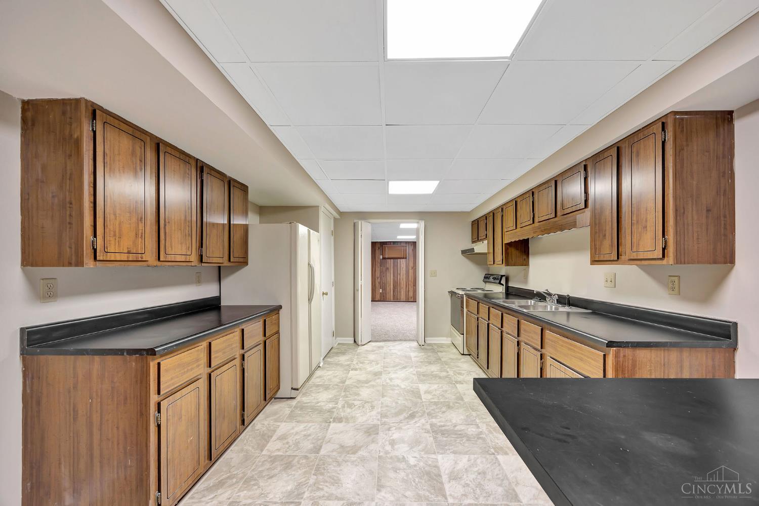 4510 Stratford Drive