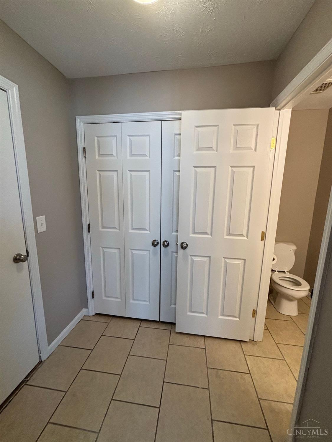 619 Alpine Place