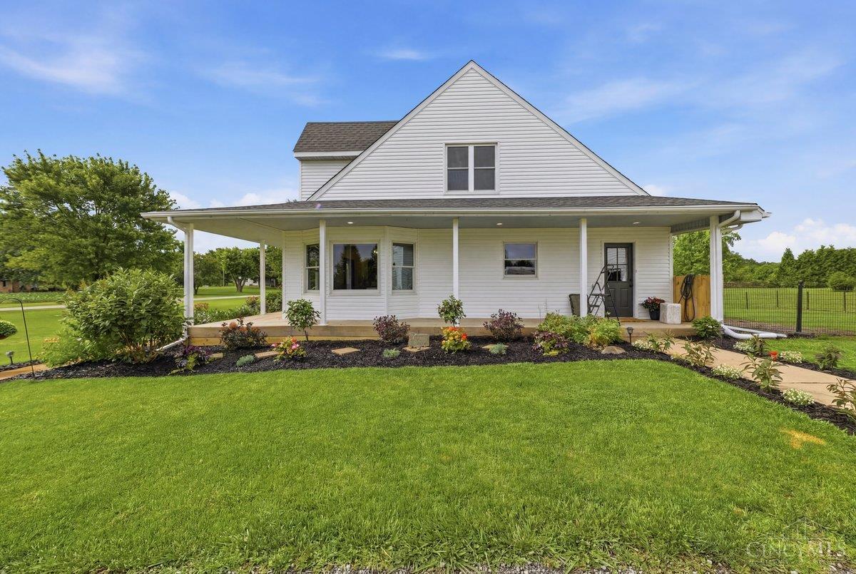 1429 Twin Road