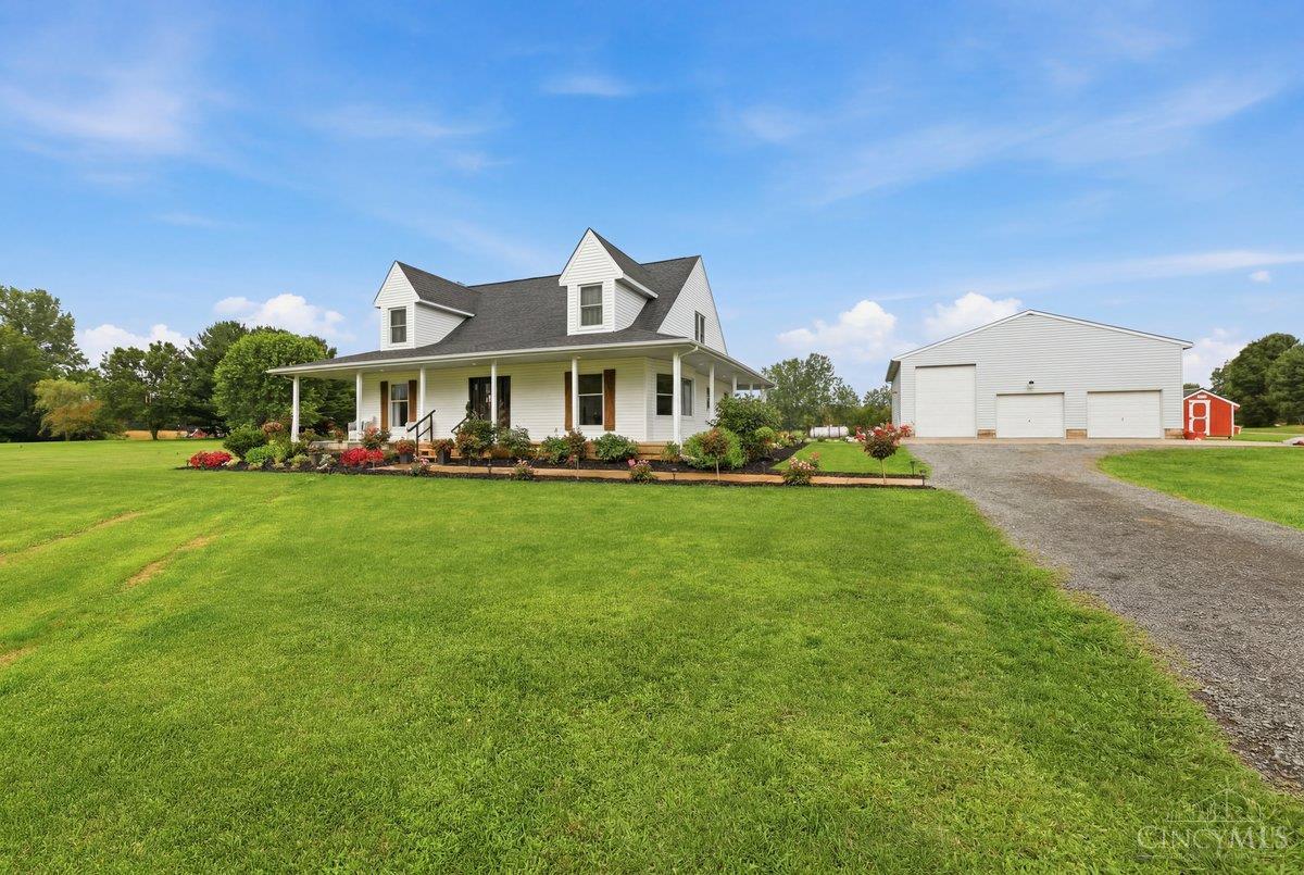 1429 Twin Road