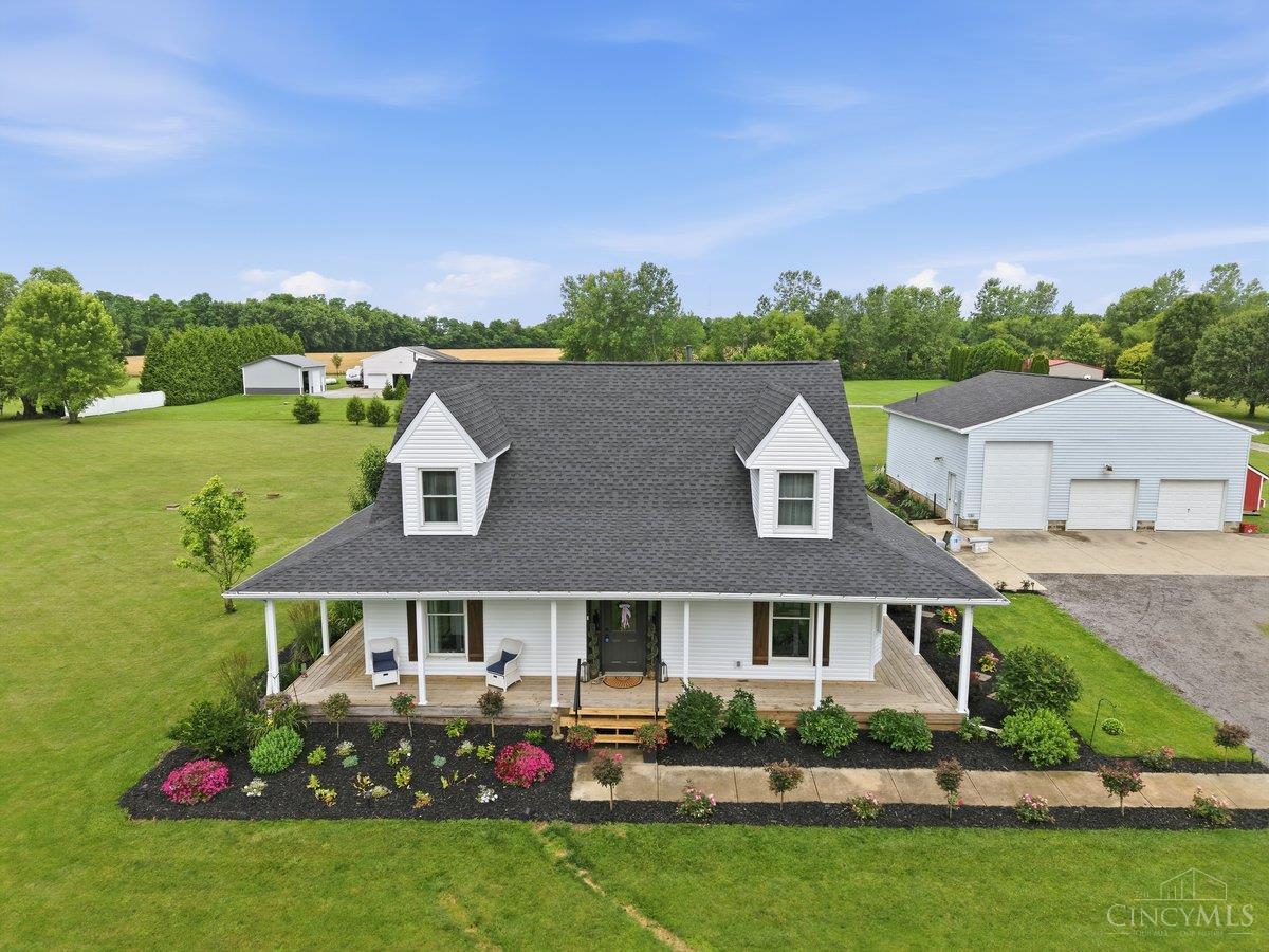 1429 Twin Road