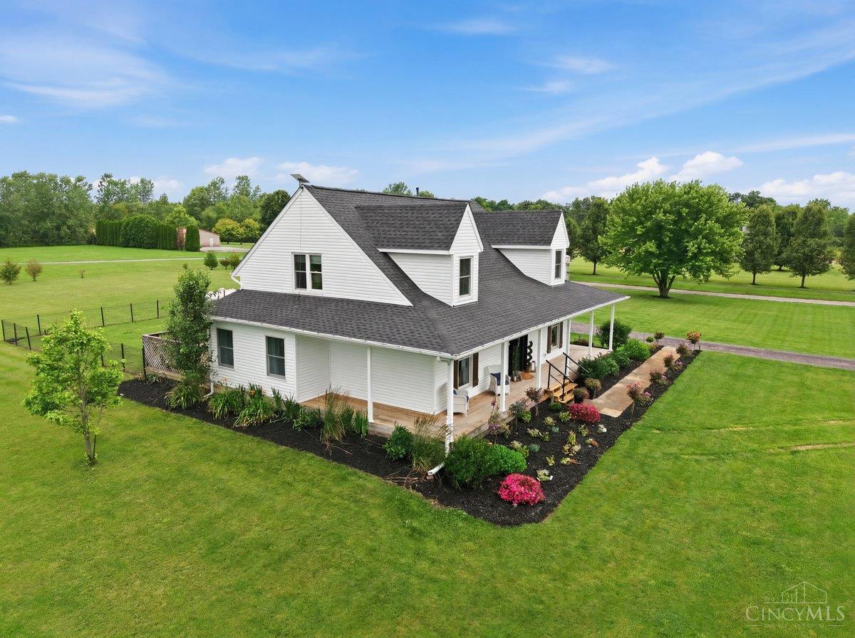 1429 Twin Road