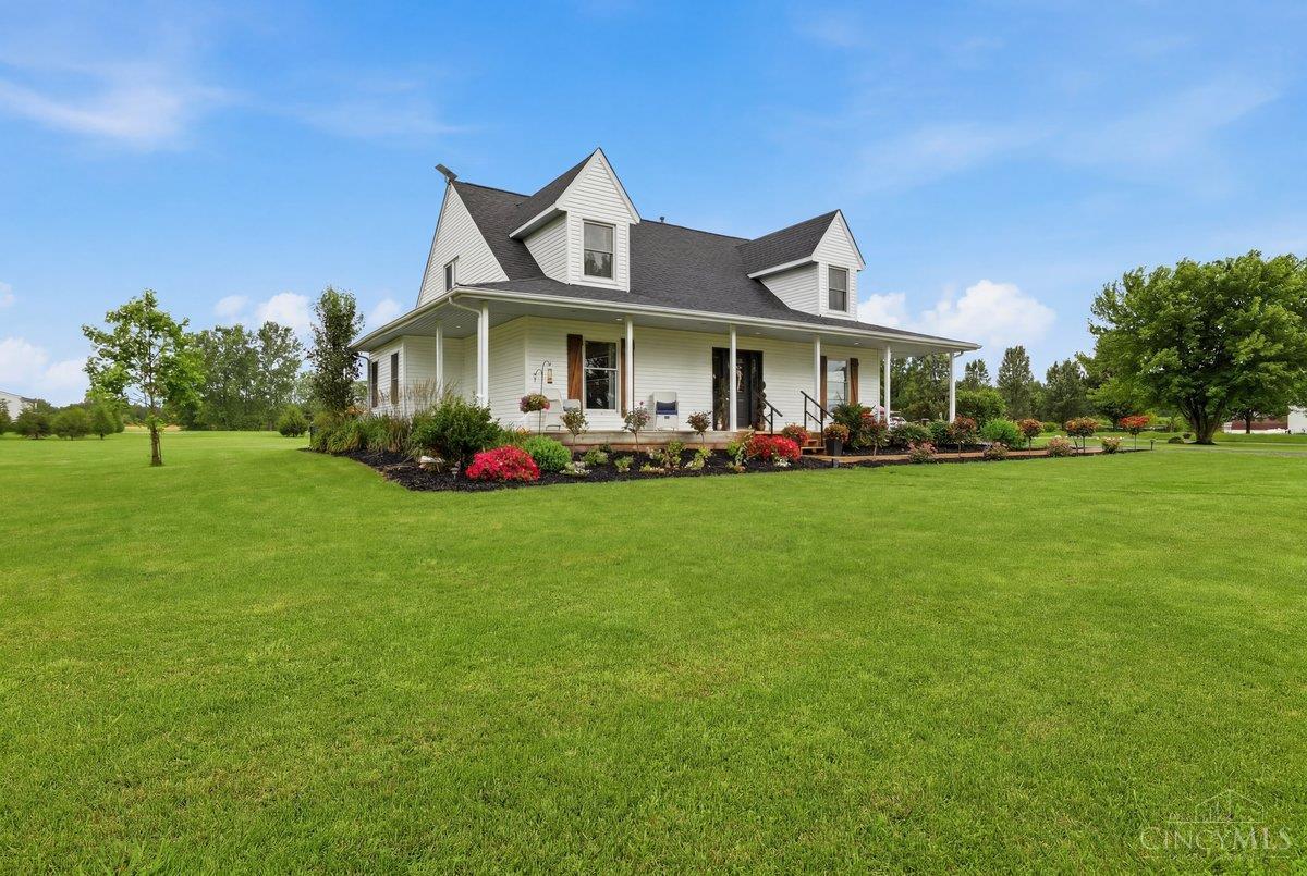 1429 Twin Road