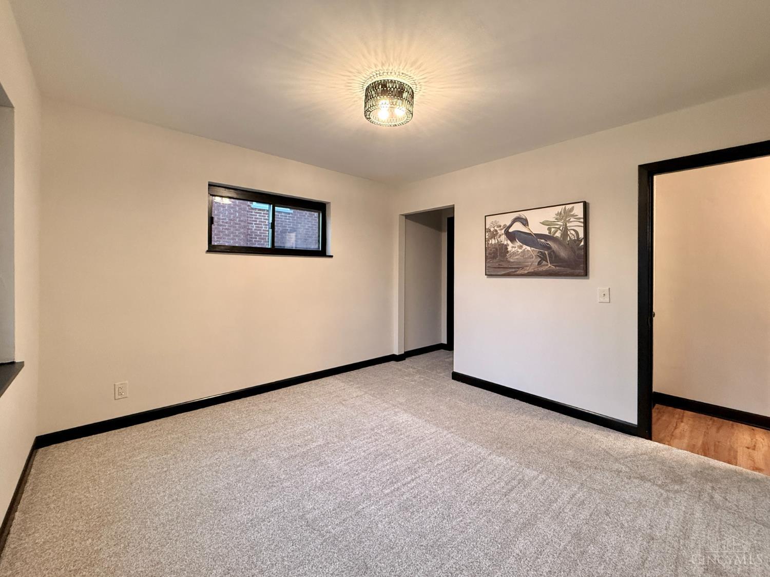 3651 Edgebrook Dr